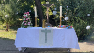 Open Air Taufgottesdienst in Schweppenhausen
